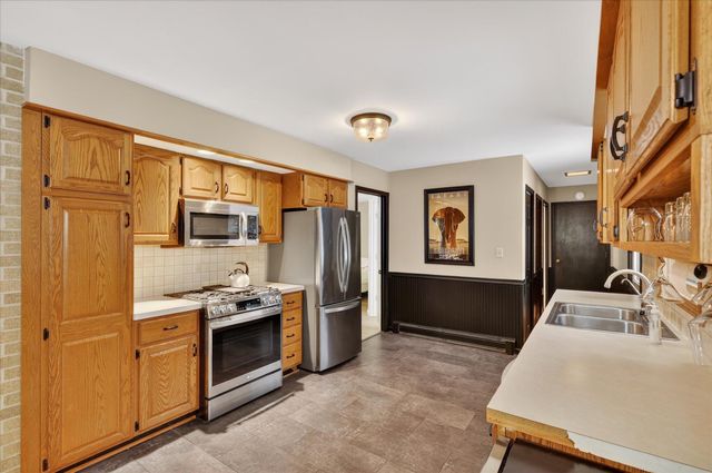 3312 Thornapple River Drive SE, Grand Rapids, MI 49546