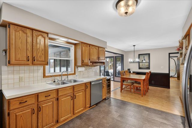 3312 Thornapple River Drive SE, Grand Rapids, MI 49546