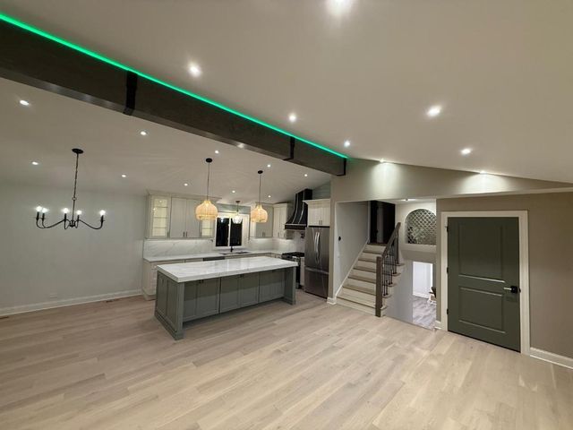 700 Florence Drive, Park Ridge, IL 60068