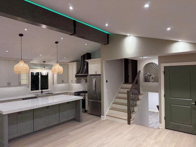 700 Florence Drive, Park Ridge, IL 60068