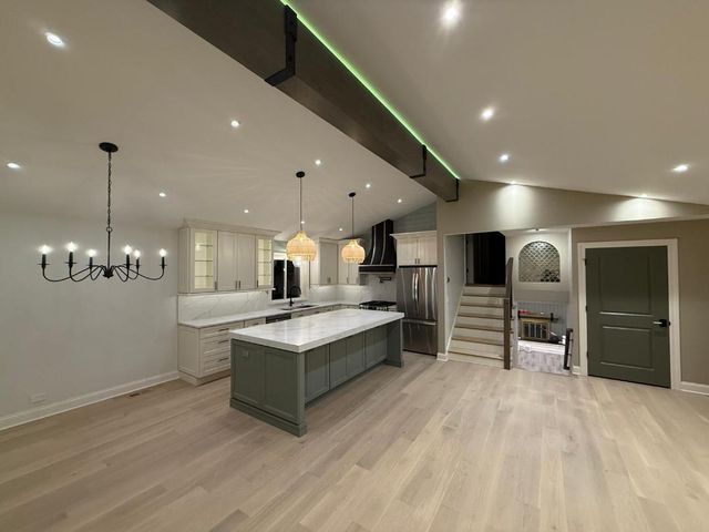 700 Florence Drive, Park Ridge, IL 60068