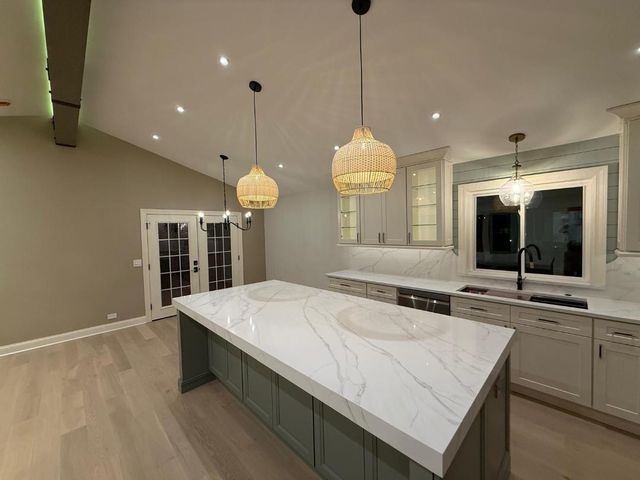 700 Florence Drive, Park Ridge, IL 60068