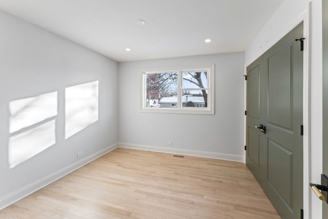 700 Florence Drive, Park Ridge, IL 60068