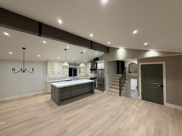 700 Florence Drive, Park Ridge, IL 60068