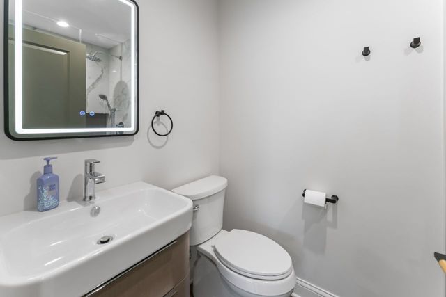 700 Florence Drive, Park Ridge, IL 60068