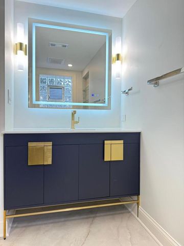 700 Florence Drive, Park Ridge, IL 60068