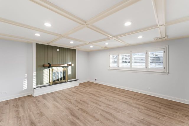 700 Florence Drive, Park Ridge, IL 60068