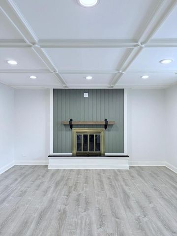 700 Florence Drive, Park Ridge, IL 60068