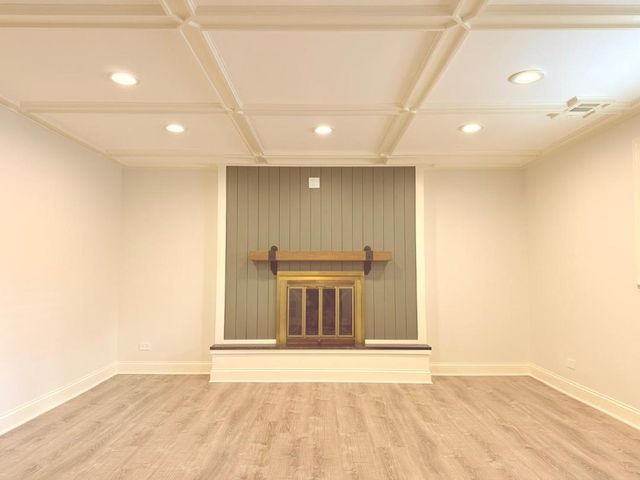 700 Florence Drive, Park Ridge, IL 60068