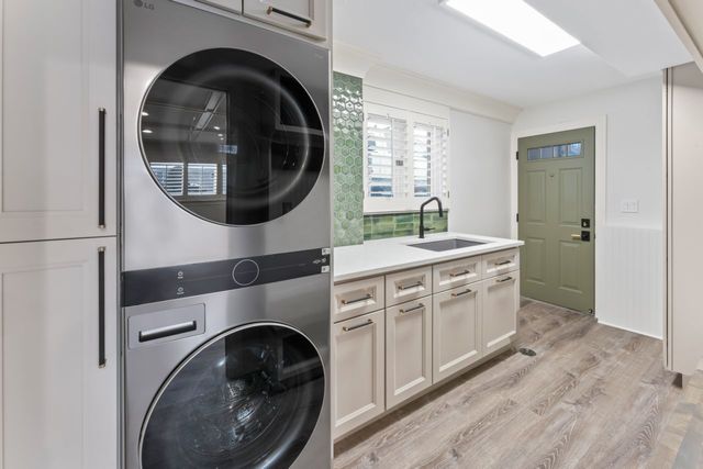 700 Florence Drive, Park Ridge, IL 60068