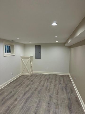 700 Florence Drive, Park Ridge, IL 60068