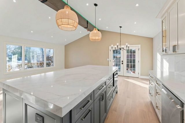 700 Florence Drive, Park Ridge, IL 60068