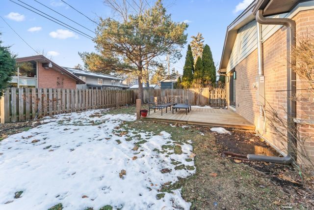 700 Florence Drive, Park Ridge, IL 60068