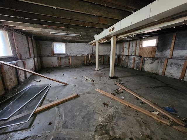 5733 S Wolcott Avenue, Chicago, IL 60636