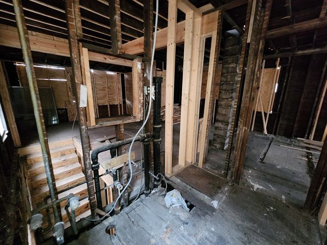 5733 S Wolcott Avenue, Chicago, IL 60636