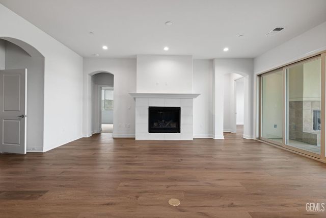 3612 Pathway Court, Bakersfield, CA 93311