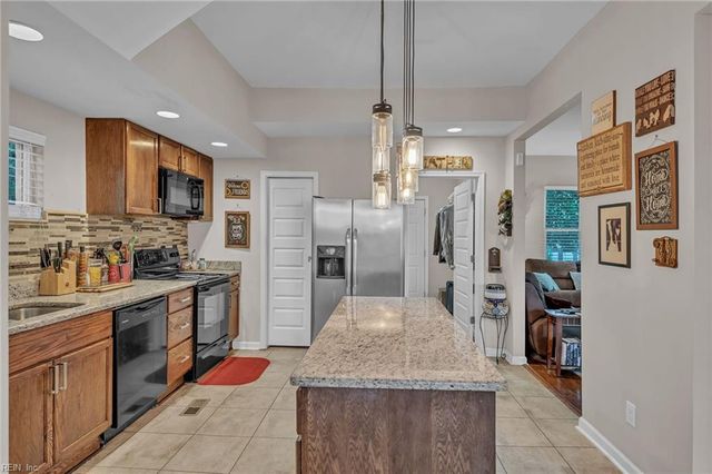 223 W 34th ST, Norfolk, VA 23504