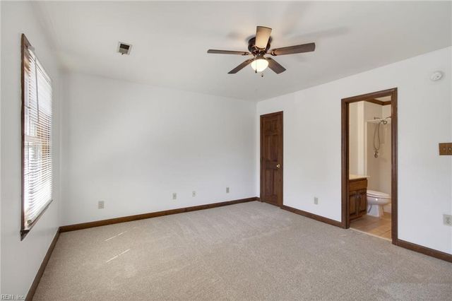 18 Colonies LNDG, Hampton, VA 23669