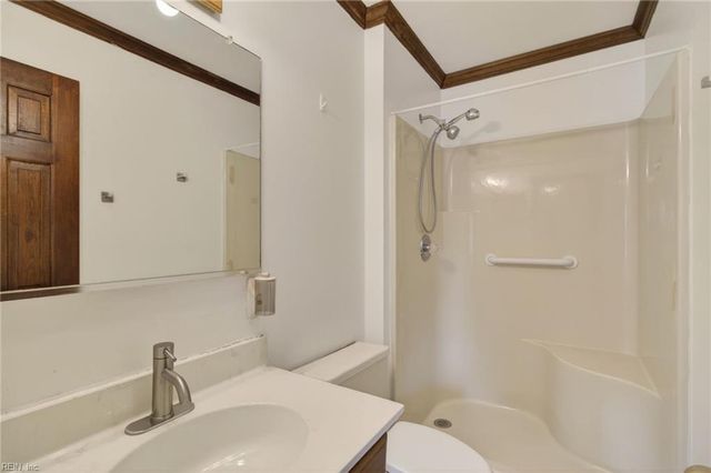 18 Colonies LNDG, Hampton, VA 23669