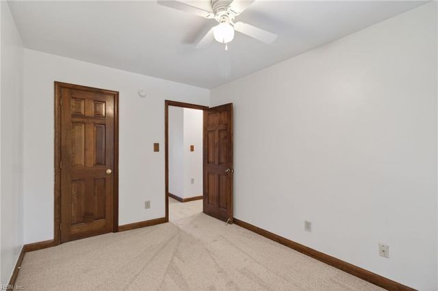 18 Colonies LNDG, Hampton, VA 23669