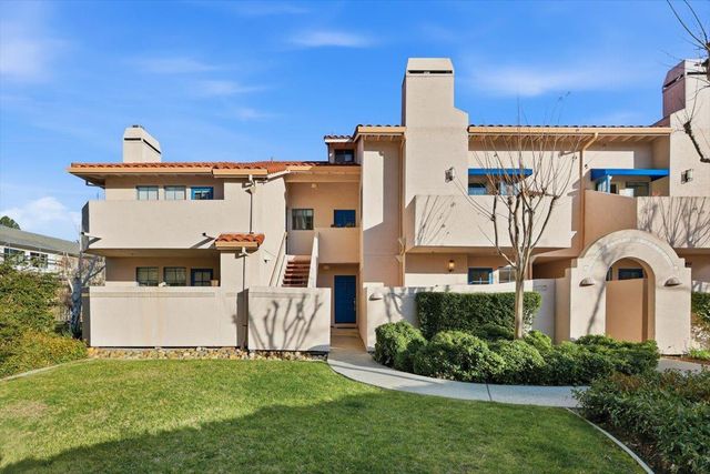 10165 Danube Dr, Cupertino, CA 95014