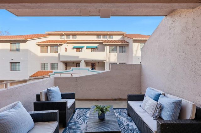 10165 Danube Dr, Cupertino, CA 95014