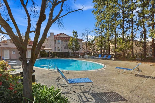 10165 Danube Dr, Cupertino, CA 95014