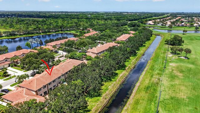6689 Old Farm Trail, Boynton Beach, FL 33437