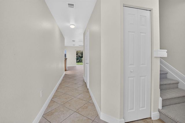 6689 Old Farm Trail, Boynton Beach, FL 33437