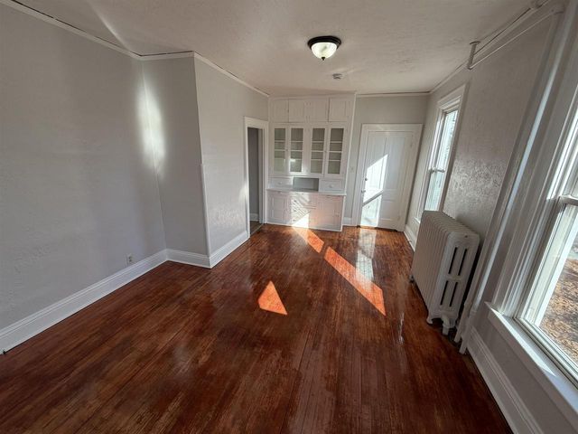 925 MINNESOTA STREET, Oshkosh, WI 54902