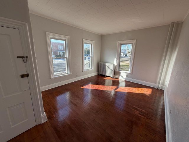 925 MINNESOTA STREET, Oshkosh, WI 54902