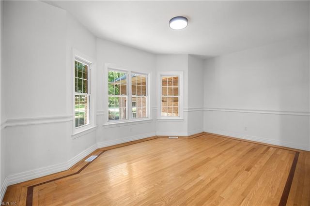 3815 Cypress Mill RD, Chesapeake, VA 23322