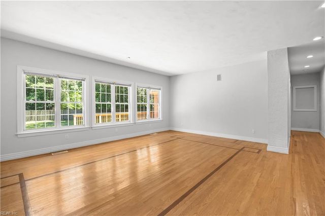 3815 Cypress Mill RD, Chesapeake, VA 23322