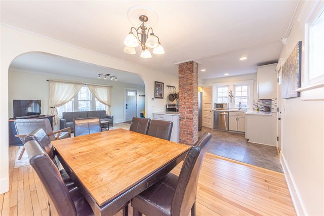210 W Kingsley Street, Ann Arbor, MI 48103