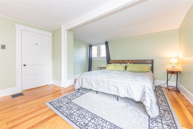 210 W Kingsley Street, Ann Arbor, MI 48103