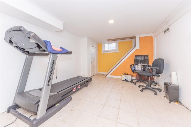 210 W Kingsley Street, Ann Arbor, MI 48103