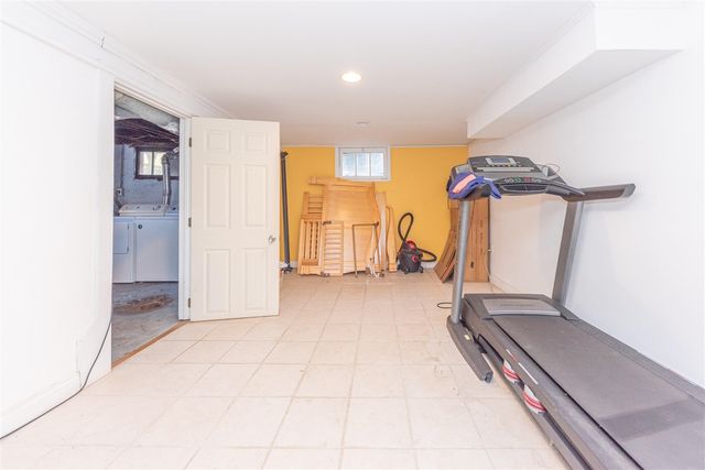 210 W Kingsley Street, Ann Arbor, MI 48103