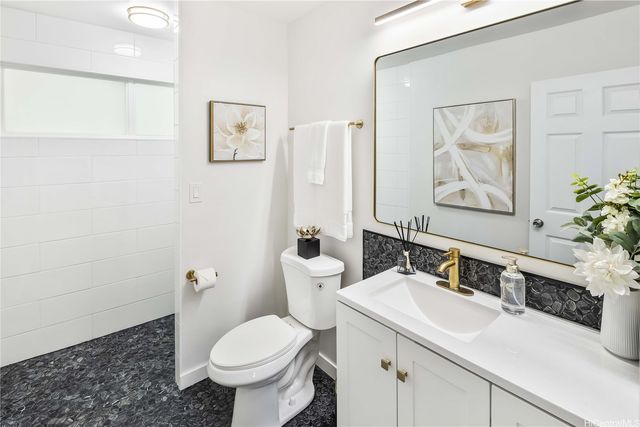101 Nawiliwili Street, Honolulu, HI 96825