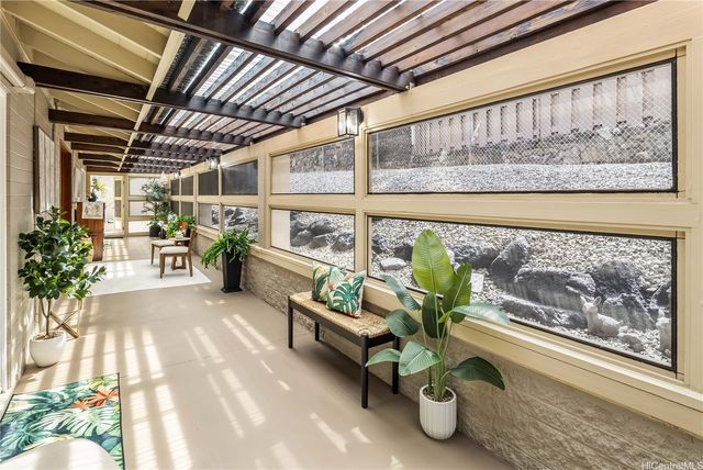 101 Nawiliwili Street, Honolulu, HI 96825