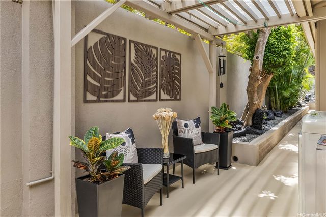 101 Nawiliwili Street, Honolulu, HI 96825