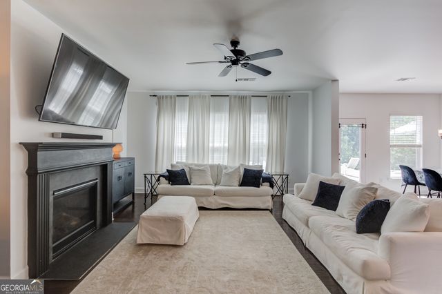 6025 Ash Hill Place, Hoschton, GA 30548