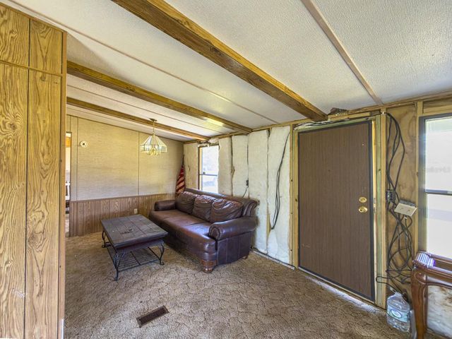 6177 COUNTY RD 625, Bushnell, FL 33513