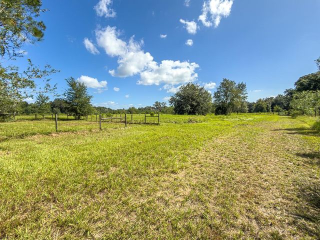 6177 COUNTY RD 625, Bushnell, FL 33513