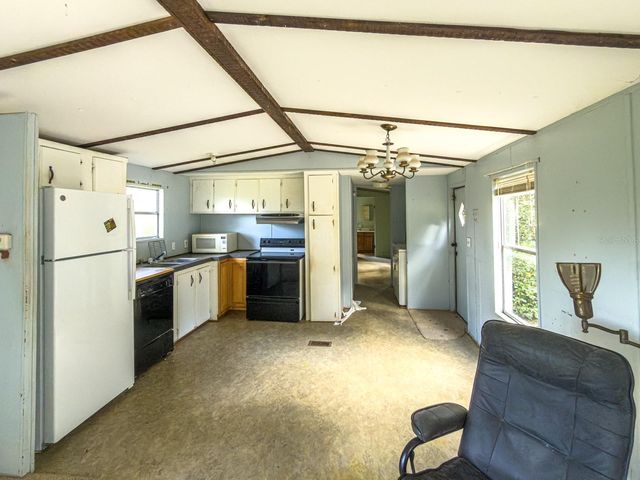 6177 COUNTY RD 625, Bushnell, FL 33513