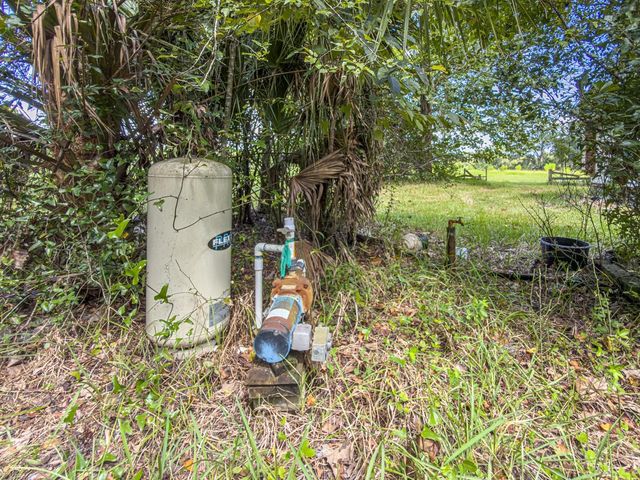 6177 COUNTY RD 625, Bushnell, FL 33513