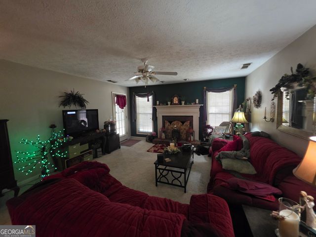 207 Wellington Circle, Statesboro, GA 30458