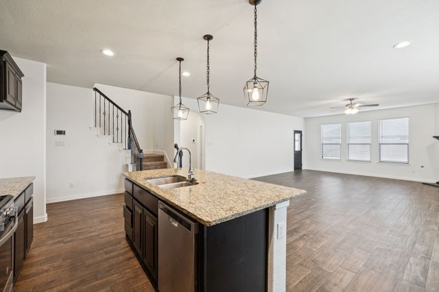 532 Redding Drive, Saginaw, TX 76131