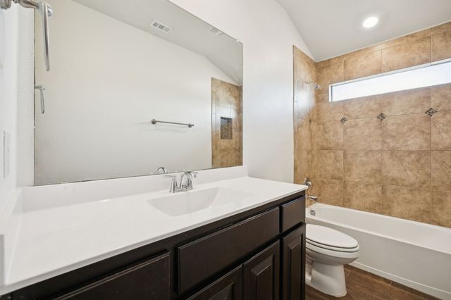 532 Redding Drive, Saginaw, TX 76131