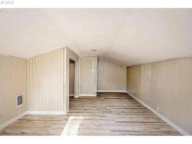 42912 E LARCH MOUNTAIN Rd, Corbett, OR 97019