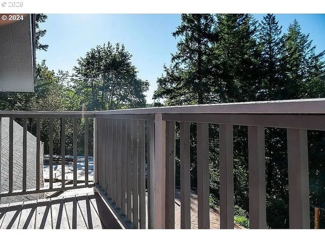 42912 E LARCH MOUNTAIN Rd, Corbett, OR 97019